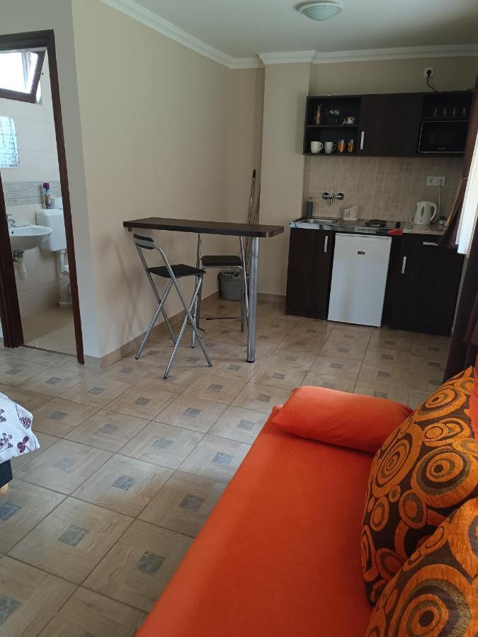 Appartamento Apampa Apartman Hajdúszoboszló Esterno foto