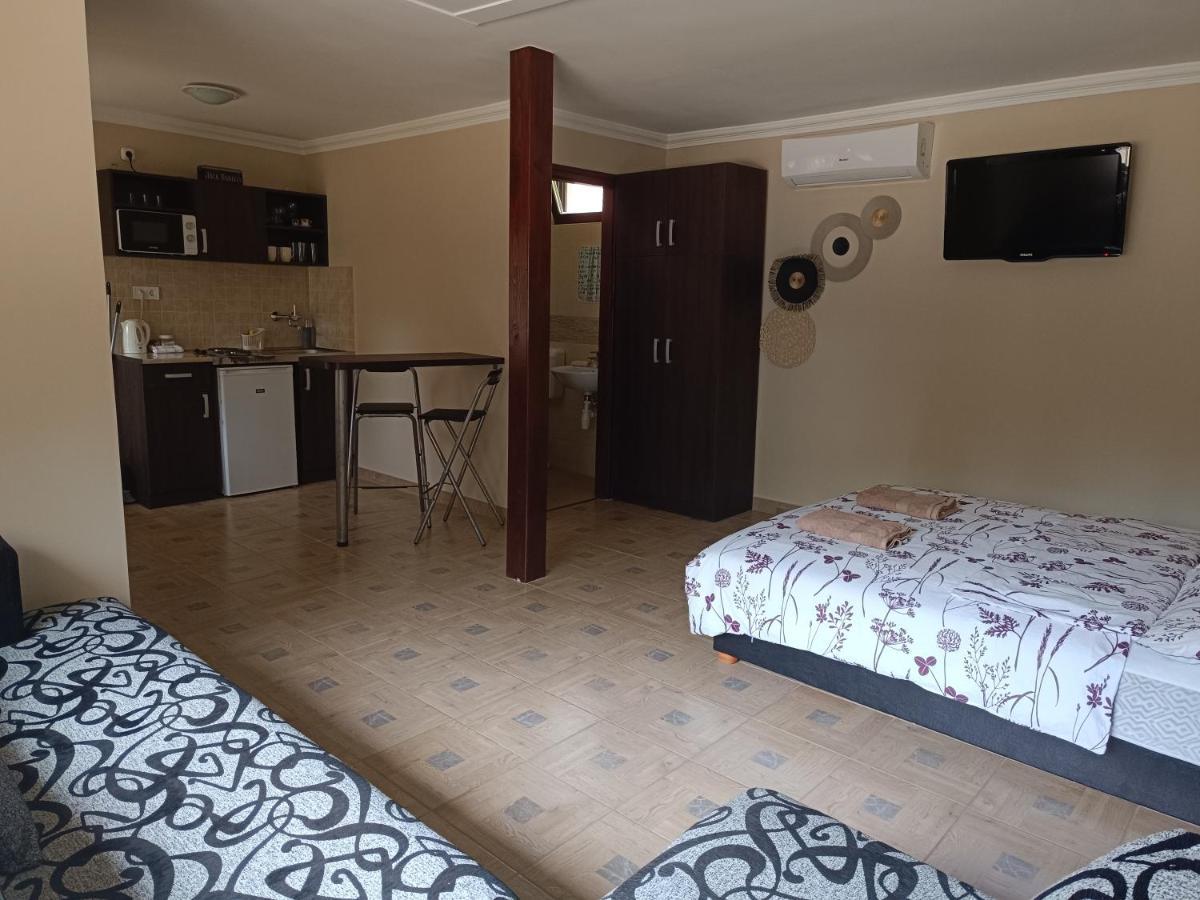 Appartamento Apampa Apartman Hajdúszoboszló Esterno foto