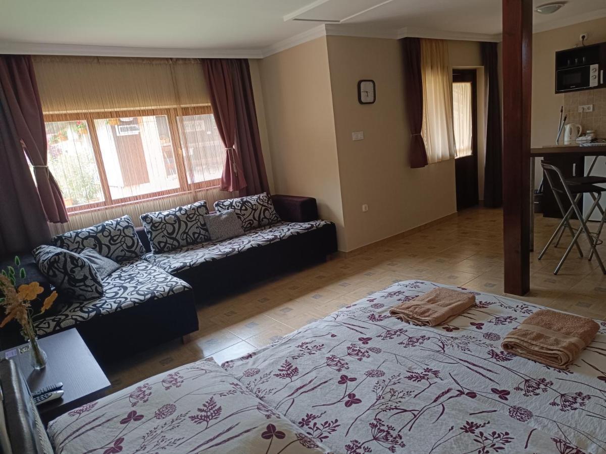 Appartamento Apampa Apartman Hajdúszoboszló Esterno foto