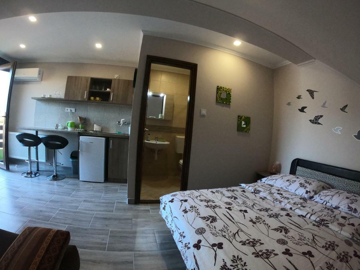 Appartamento Apampa Apartman Hajdúszoboszló Esterno foto